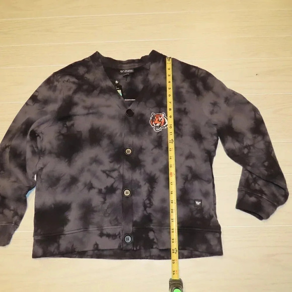 Buy 1 sweater Get 2 free! Wild Collective Women's Cincy Bengals Tie Dye Cardigan - Picture 4 of 12